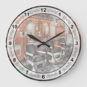 Grande Horloge Ronde Barber - Frenchtown Barbers 