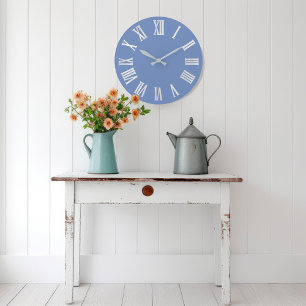 Grande Horloge Ronde Blue Pstel Gray Metallic Silver Roman Numbers
