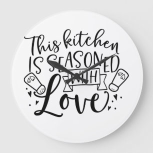 Grande Horloge Ronde Cette Cuisine Est Assaisonnée D'Amour