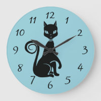 Chat noir élégant avec une patte augmentée