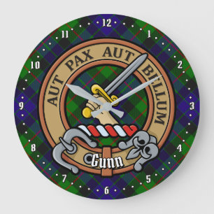 Grande Horloge Ronde Clan Gunn Crest sur Tartan