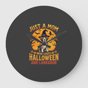 Grande Horloge Ronde Conception de sorcière maman Labrador Halloween_1