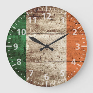 Grande Horloge Ronde Drapeau de l'Irlande sur le vieux grain en bois