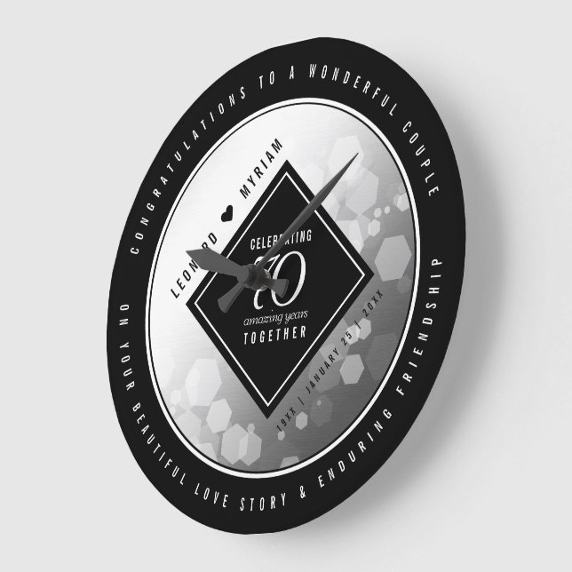 Grande Horloge Ronde Élégant 70e anniversaire de Mariage Platinum (Angle)