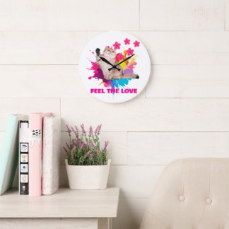 Grande Horloge Ronde Feel the Love Beautiful Design