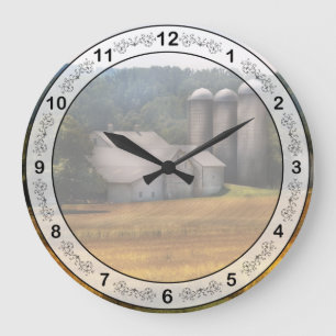 Grande Horloge Ronde Grange - Accueil dans la prairie