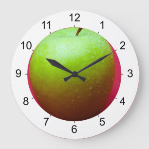 Grande Horloge Ronde Green apple on red background