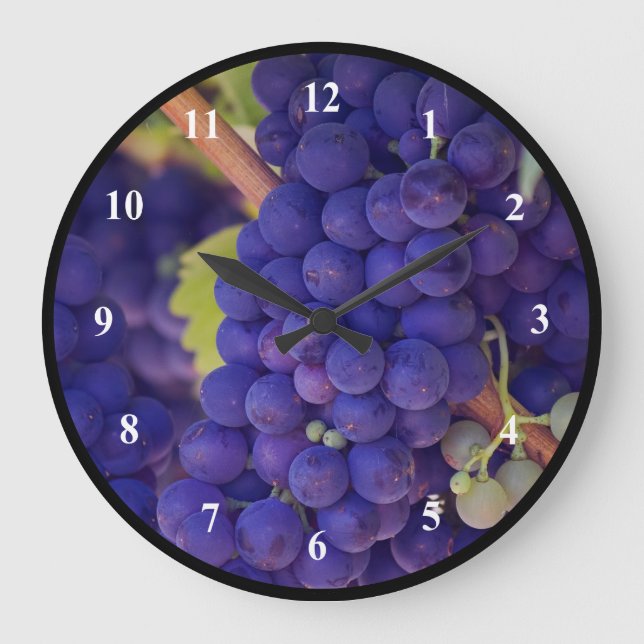 Grande Horloge Ronde Gros pépin de raisins pourpres juteux (Recto)