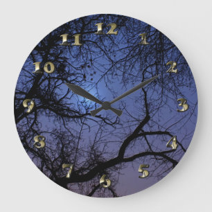 Grande Horloge Ronde Halloween design avec Spooky Tree and Moon