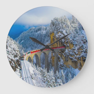 Grande Horloge Ronde Ice and Snow | Bernina Express, Switzerland