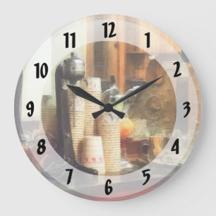 Grande Horloge Ronde Ice Cream Parlor