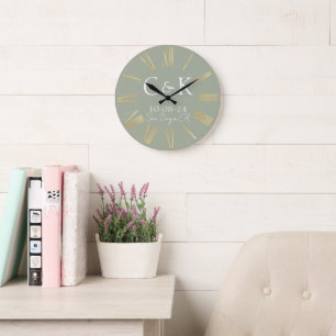 Grande Horloge Ronde Initiales de monogramme Mariage Vert Sauge