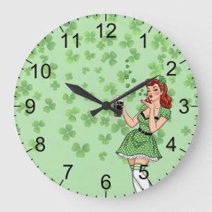Grande Horloge Ronde Irlandaise amatrice de bière Pin Up