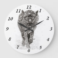 Loup noir en colère dans la neige, hiver sauvage