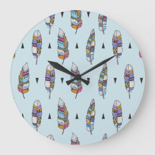 Grande Horloge Ronde Main en plume style Boho tirée