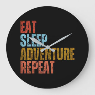 GRANDE HORLOGE RONDE MANGER DORMIR AVENTURE RÉPÉTER