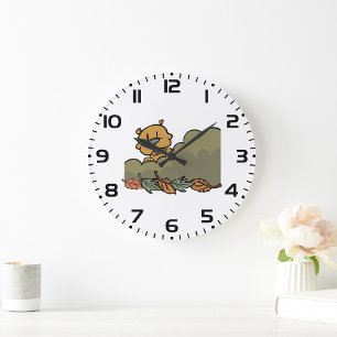 Grande Horloge Ronde Marmotte De Terre À Travers Les Arbustes D'Automne