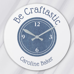 Grande Horloge Ronde Nom, 10,75 pouces Be Craftastic Blue Denim Round