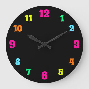 Grande Horloge Ronde Nombres colorés au néon lumineux sur fond noir