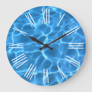Grande Horloge Ronde Numéros romains blancs Aqua Blue Piscine