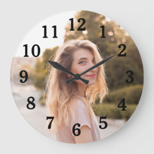 Grande Horloge Ronde Photo de fille pour maman avec des chiffres noirs 