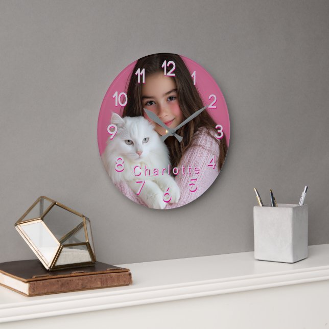 Grande Horloge Ronde Photo et nom personnalisés rose (Bureau)