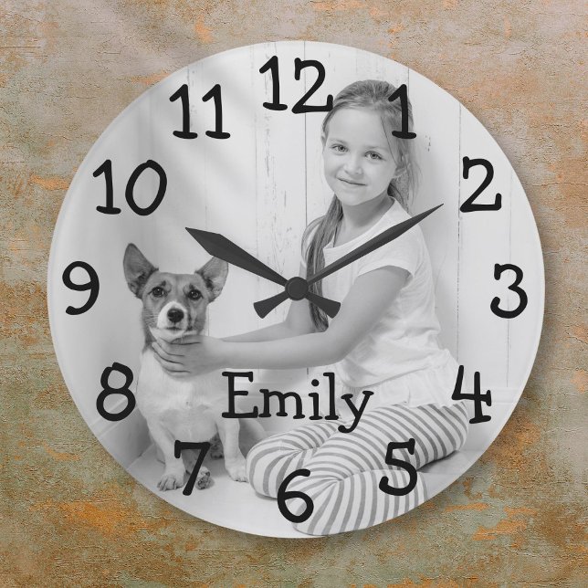 Grande Horloge Ronde Photo personnalisé en noir et blanc avec nom (Personalized Black and White Photo Name Large Clock)
