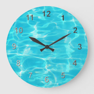 Grande Horloge Ronde Piscine.