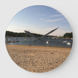 GRANDE HORLOGE RONDE PLAGE ET BATEAU