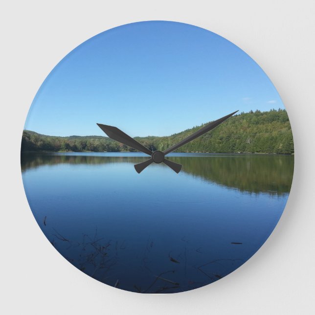Grande Horloge Ronde Réflexion de l'étang (Recto)