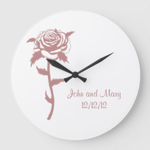 Grande Horloge Ronde Rose Rose Anniversary ou Wedding Date Customizable