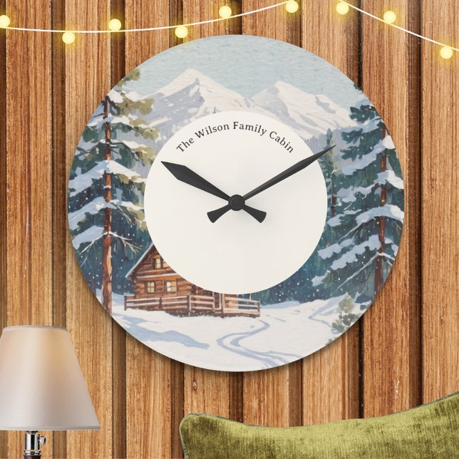 Grande Horloge Ronde Rustique Campagne Scène de neige Vacances Famille  (Step into a rustic winter wonderland with a personalized family cabin picture clock)