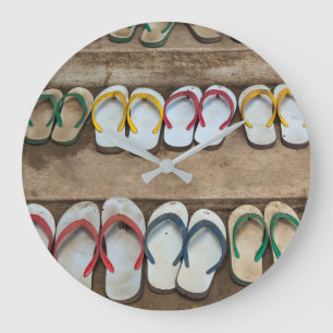 Grande Horloge Ronde Sandales Tongs