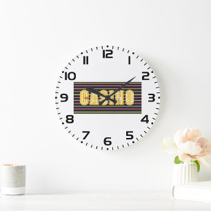 Grande Horloge Ronde Signe Casino avec lettres de points Neon Polka