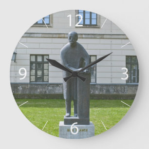 Grande Horloge Ronde Statue de Max Planck à Berlin