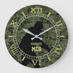 Grande Horloge Ronde Style personnalisé de Bigfoot Sasquatch Camo