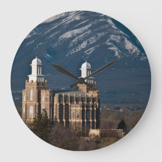 Grande Horloge Ronde Temple de Logan