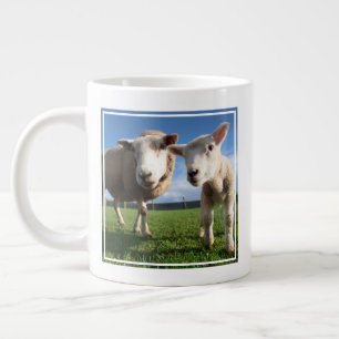 Grande Tasse Animaux de bébés cutest   Agneau nouveau-né & mama