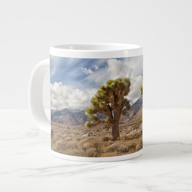 Grande Tasse Arbres de Joshua dans le désert (Devant gauche)