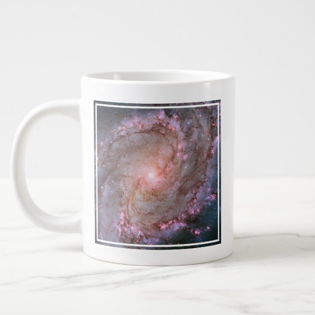 Grande Tasse Barred Spiral Galaxy Messier 83. (Gauche)