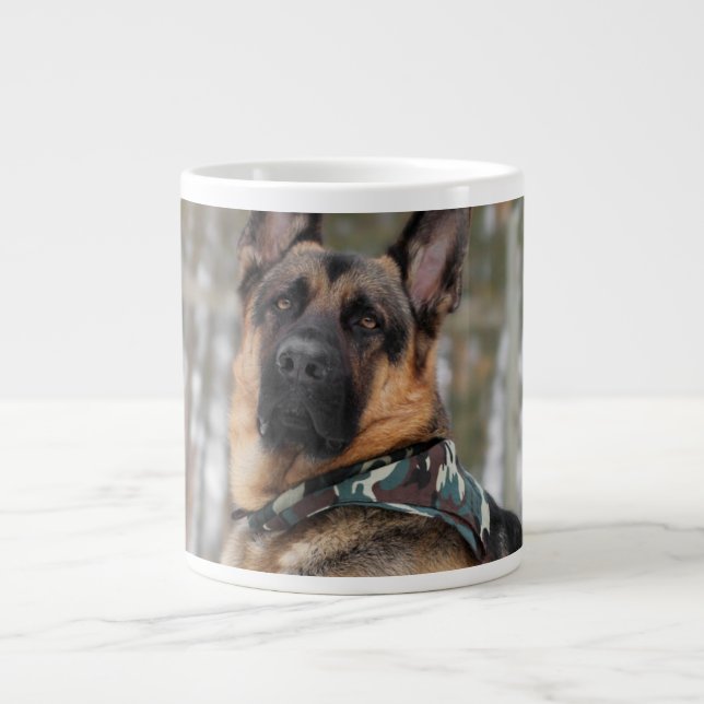 Grande Tasse Berger Allemand En Neige (Devant)
