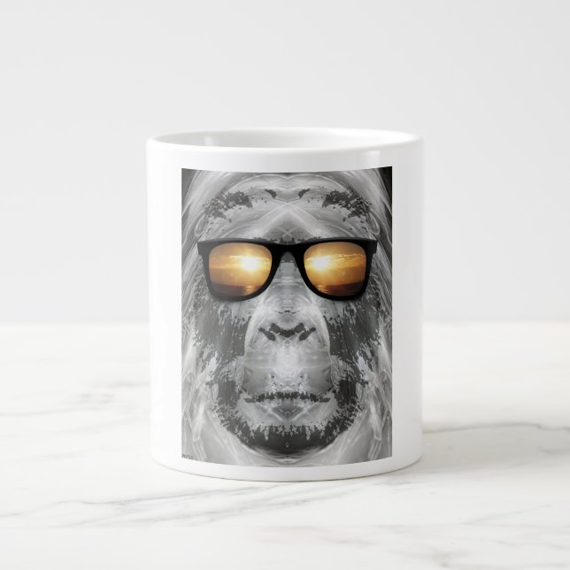 Grande Tasse Bigfoot dans les tons (Devant)