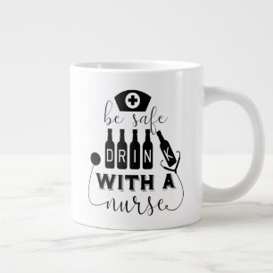 Grande Tasse Boire en toute sécurité avec une infirmière