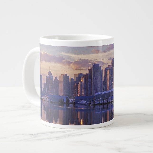 Grande Tasse Canada, Vancouver (Colombie-Britannique).Vancouver (Devant gauche)