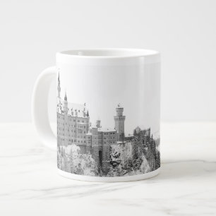 Grande Tasse Château de Neuschwanstein noir et blanc en hiver