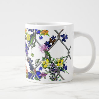 Grande Tasse Fleurs sur une clôture