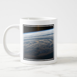 Grande Tasse Formations Nuageuses Dans L'Océan Indien Sud.