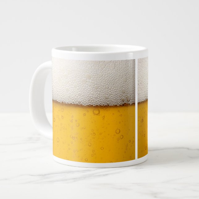 Grande Tasse Gros plan sur les bulles de bière (Devant gauche)