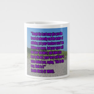 Grande Tasse Isaiah 30:20-21 WEBU Mug
