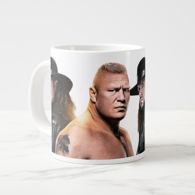 Grande Tasse Jumbo Spécialty Mug at Brock Lesnar vs Undertaker (Devant gauche)
